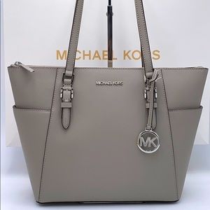 MICHAEL KORS CHARLOTTE LARGE TZ TOTE PEARL GREY